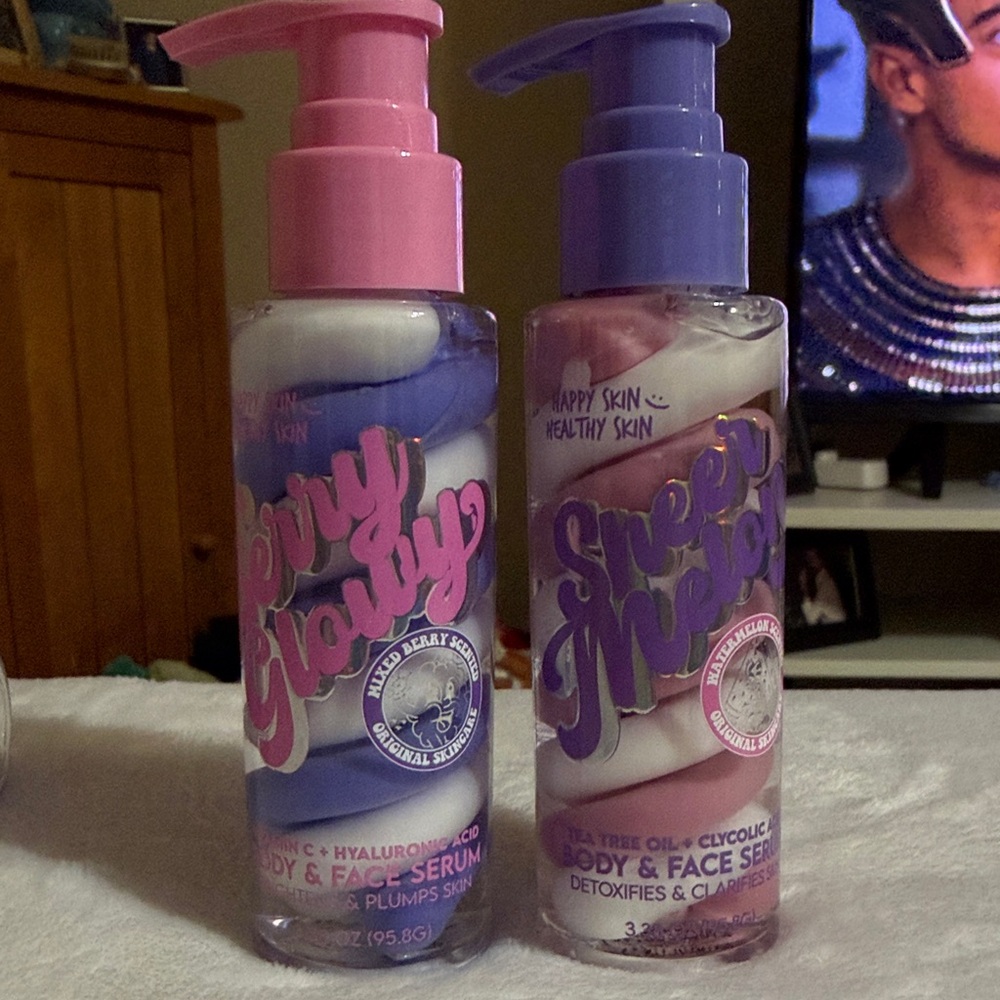 Body & Face Serum - Pink and Purple - Picture 1 of 5